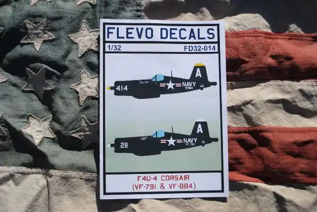 FD32-014 F4U-4 CORSAIR "VF-791 & VF-884" Lage Prijs